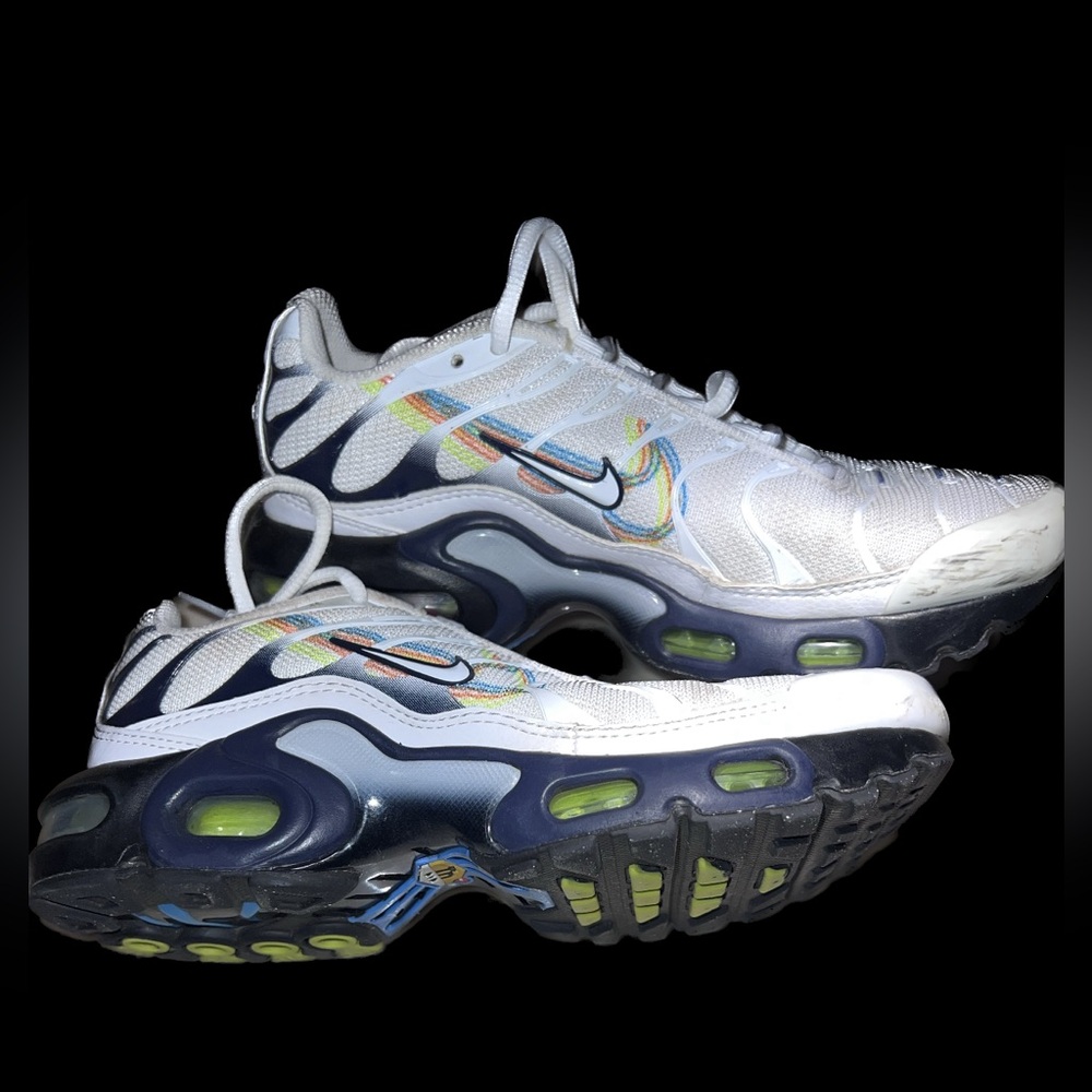 Air Max boys size 3.5